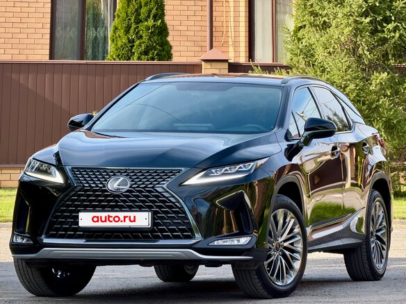 2022 Lexus RX 300 IV Рестайлинг, бежевый, 6150000 рублей - вид 4