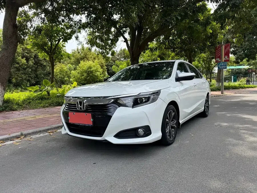 Открыть фотографии: Honda Crider II Рестайлинг