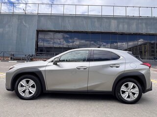 2020 Lexus UX 200 I, серый, 2900000 рублей, вид 3