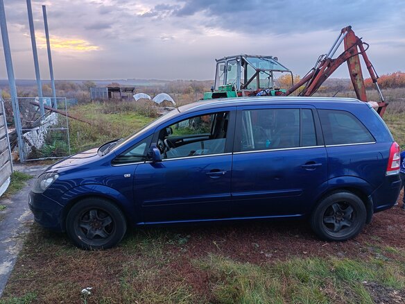 2011 Opel Zafira B Рестайлинг, синий, 750000 рублей - вид 6