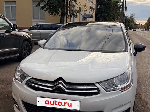 2012 Citroen C4 II, белый, 690000 рублей - вид 2