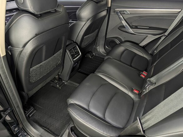 2023 Geely Atlas Pro, чёрный, 1999000 рублей - вид 19