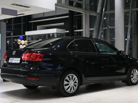 2014 Volkswagen Jetta VI Рестайлинг, чёрный, 929000 рублей, вид 5