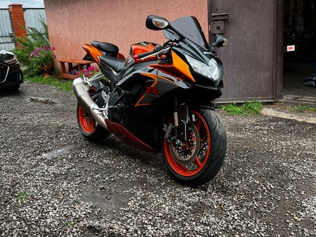 2008 Suzuki GSX-R 750, оранжевый, 800000 рублей, вид 4