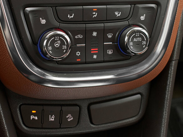 2013 Opel Mokka I, коричневый - вид 19