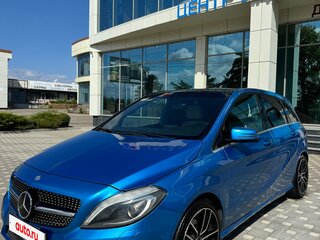 2013 Mercedes-Benz B-Класс 200 II (W246), голубой, 1390000 рублей, вид 1