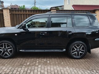 2010 Toyota Land Cruiser 200 Series, чёрный, 3299000 рублей, вид 3
