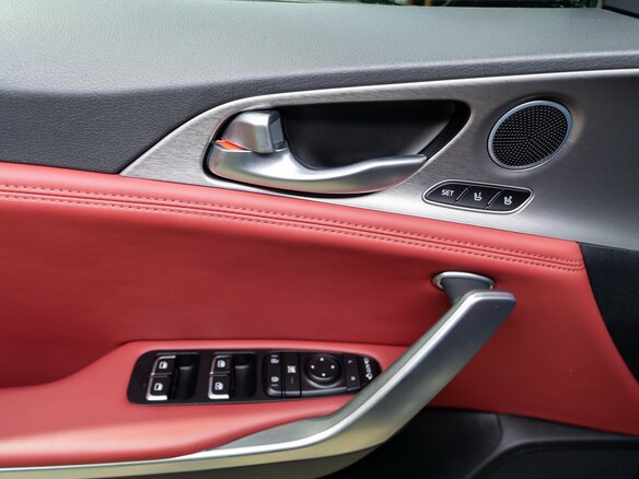 2019 Kia Stinger I, синий, 2750000 рублей - вид 23