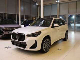 2026 BMW X1 Long 25Li xDrive III (U11/U12), белый, 6100000 рублей, вид 4