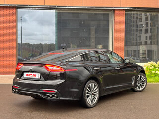 2018 Kia Stinger I, чёрный, 1850000 рублей, вид 2