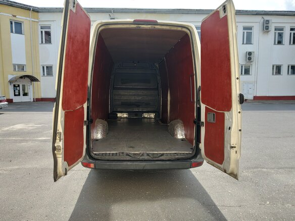 2011 Volkswagen Crafter, белый, 2100000 рублей - вид 4