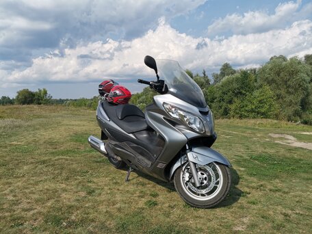 2006 Suzuki Burgman (SkyWave) 250, серый, 174000 рублей, вид 4