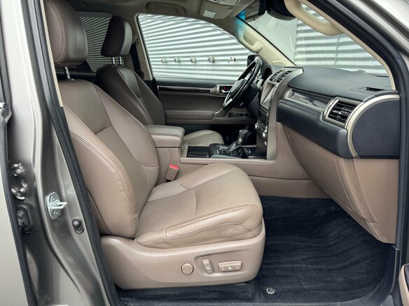 2020 Lexus GX 460 II Рестайлинг 2, серый, 5990000 рублей - вид 31