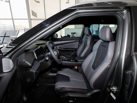 2026 Geely Cityray, серый, 3344990 рублей - вид 8
