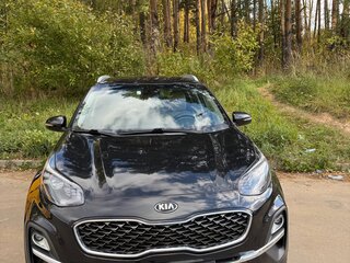 2021 Kia Sportage IV Рестайлинг, чёрный, 2450000 рублей, вид 1