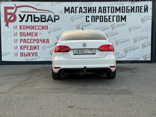 2014 Volkswagen Jetta VI, серебристый, 900000 рублей, вид 4