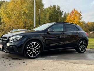 2019 Mercedes-Benz GLA 200 I (X156) Рестайлинг, чёрный, 2300000 рублей, вид 5