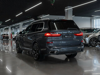 2020 BMW X7 30d I (G07), серый, 7490000 рублей, вид 4