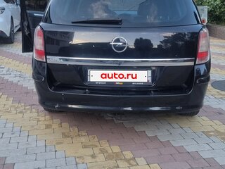 2010 Opel Astra H Рестайлинг, чёрный, 550000 рублей, вид 3
