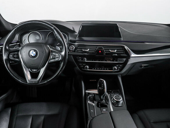 2018 BMW 5 серии 520i VII (G30/G31/G38), серый, 2899000 рублей - вид 11