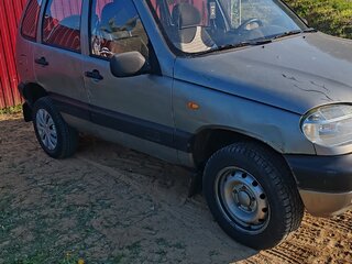 2008 Chevrolet Niva I, серый, 220000 рублей, вид 3