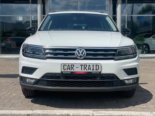 2019 Volkswagen Tiguan II, белый, 2430000 рублей, вид 3