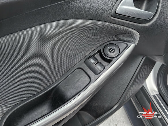2012 Ford Focus III, серебристый - вид 16