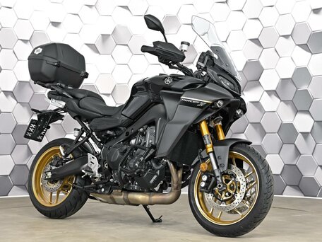 2023 Yamaha MT-09 Tracer (FJ-09), чёрный, 1499000 рублей, вид 1