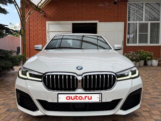 2021 BMW 5 серии 520i VII (G30/G31/G38) Рестайлинг, белый, 5250000 рублей, вид 2