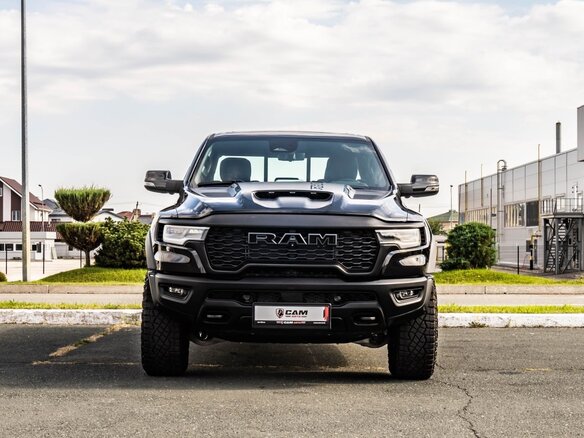 2026 Ram 1500 RHO V Рестайлинг, чёрный, 11700000 рублей - вид 1