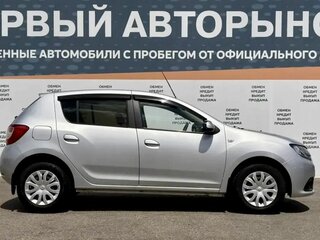 2014 Renault Sandero II, серебристый, 584000 рублей, вид 4