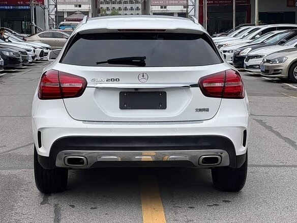 2020 Mercedes-Benz GLA 200 I (X156) Рестайлинг, белый, 1800000 рублей - вид 5