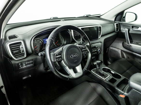 2021 Kia Sportage IV Рестайлинг, белый, 1999700 рублей - вид 10