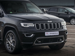 2021 Jeep Grand Cherokee IV (WK2) Рестайлинг, чёрный, 5429000 рублей, вид 4