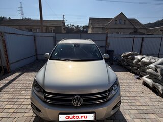 2014 Volkswagen Tiguan I Рестайлинг, серебристый, 1800000 рублей, вид 2