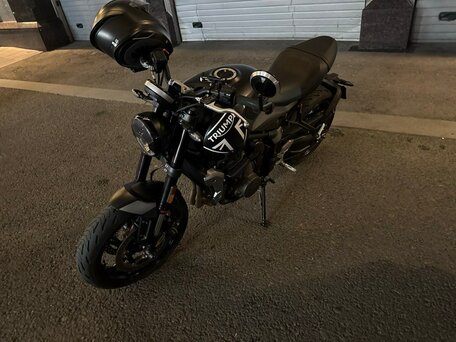 2023 Triumph Trident 660, чёрный, 780000 рублей, вид 1