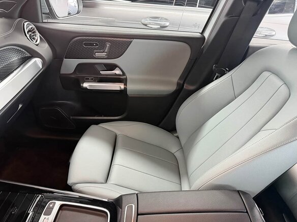2025 Mercedes-Benz EQB 260 I Рестайлинг, серебристый, 4130000 рублей - вид 9