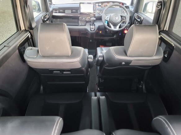 2022 Honda N-BOX II Рестайлинг, белый, 677000 рублей - вид 18