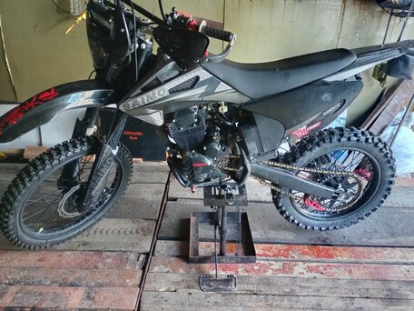 2025 Avantis Enduro 300 Pro/Carb, чёрный, 130000 рублей, вид 1