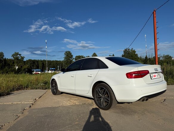 2013 Audi A4 IV (B8) Рестайлинг, белый - вид 5