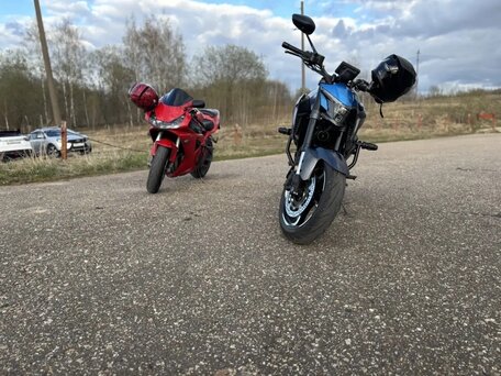 2002 Honda CBR 954RR Fireblade, красный, 415000 рублей, вид 4