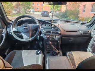 2015 Chevrolet Niva I Рестайлинг, серебристый, 570000 рублей, вид 5
