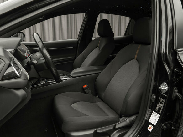 2018 Toyota Camry VIII (XV70), чёрный, 2245000 рублей - вид 8