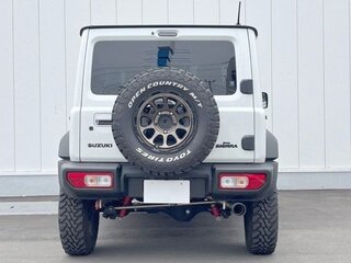 2023 Suzuki Jimny Sierra IV, белый, 1651000 рублей, вид 4