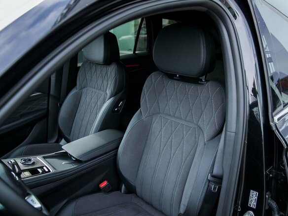2026 Geely Monjaro I Рестайлинг, чёрный, 4905990 рублей - вид 10