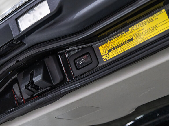 2012 Lexus LX 570 III, чёрный, 4058510 рублей - вид 36