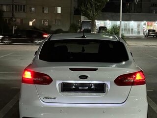 2017 Ford Focus III Рестайлинг, белый, 1250000 рублей, вид 4