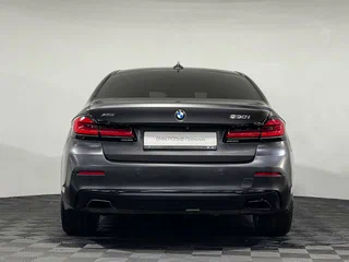 2020 BMW 5 серии 530i xDrive VII (G30/G31/G38) Рестайлинг, серый, 4499000 рублей, вид 4