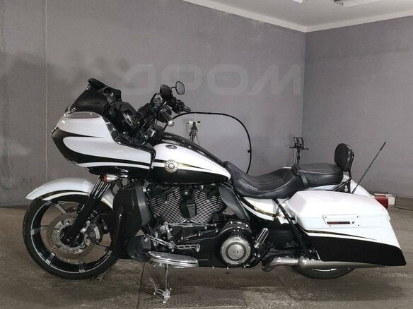 2012 Harley-Davidson CVO Road Glide, белый, 1430000 рублей - вид 1