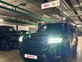 2023 Toyota Land Cruiser 300 Series, чёрный, 11600000 рублей, вид 4